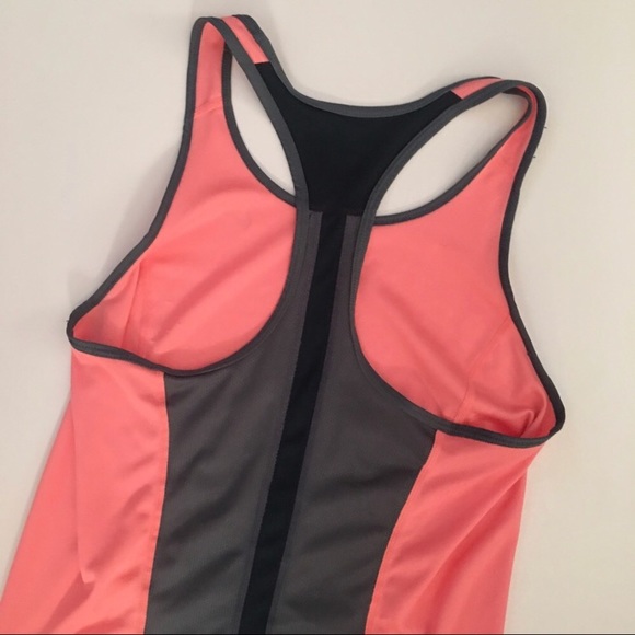 Nike Tank - Picture 2 of 2